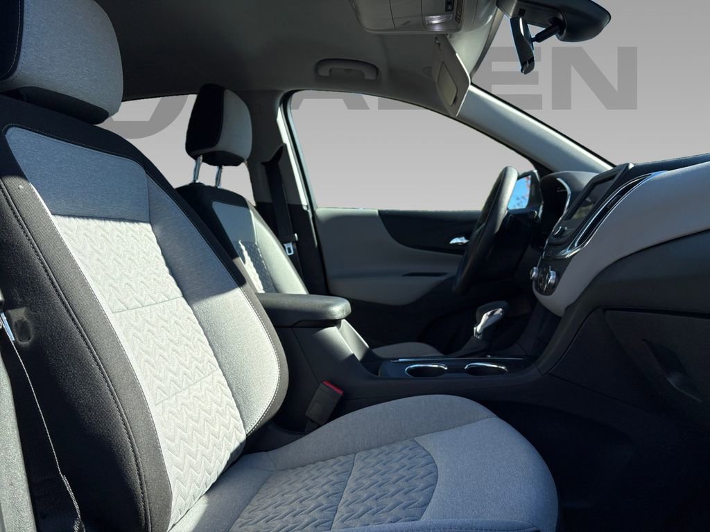 Used 2022 Chevrolet Equinox LT image 9