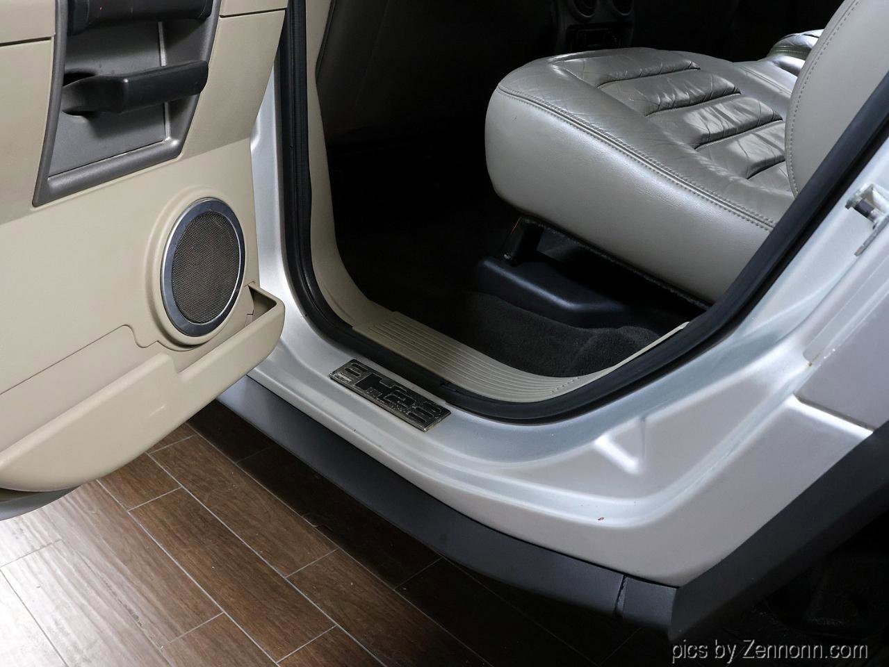 Used 2003 HUMMER H2 w/ Preferred Equipment Group image 21