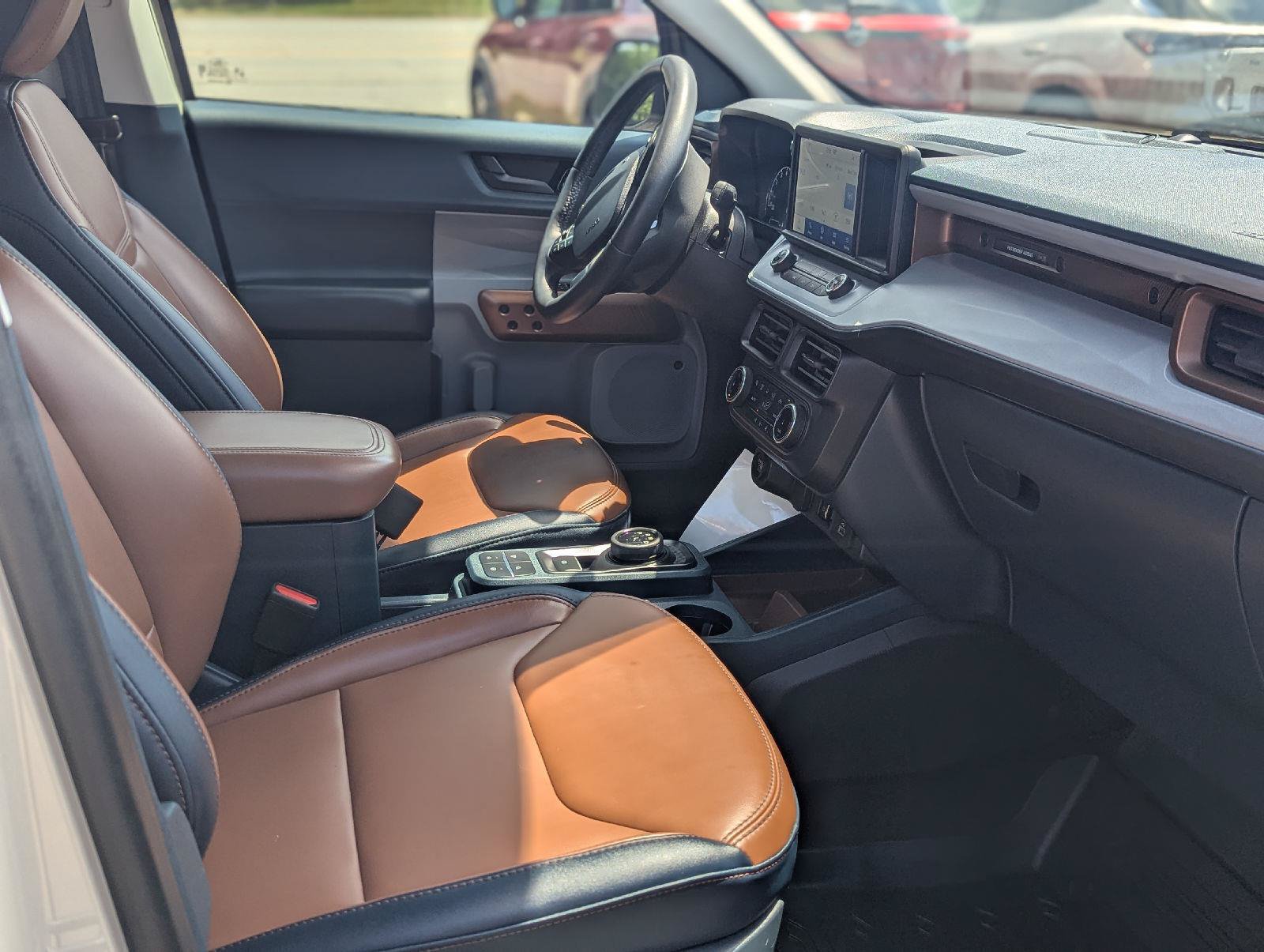 Used 2024 Ford Maverick Lariat w/ 4K Tow Package AWD/4WD image 15
