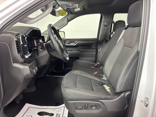 Used 2026 Chevrolet Silverado 1500 RST AWD/4WD image 37