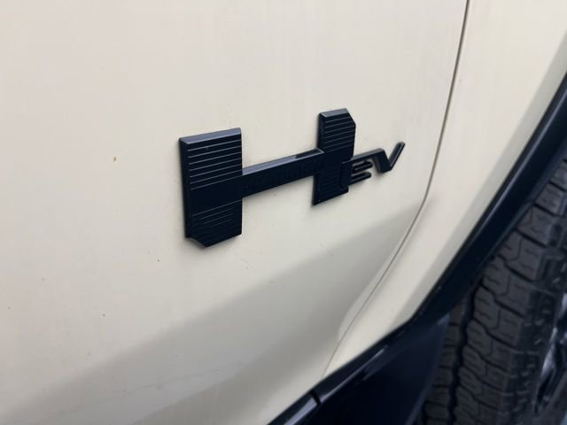 Used 2024 GMC Hummer EV 3X image 9