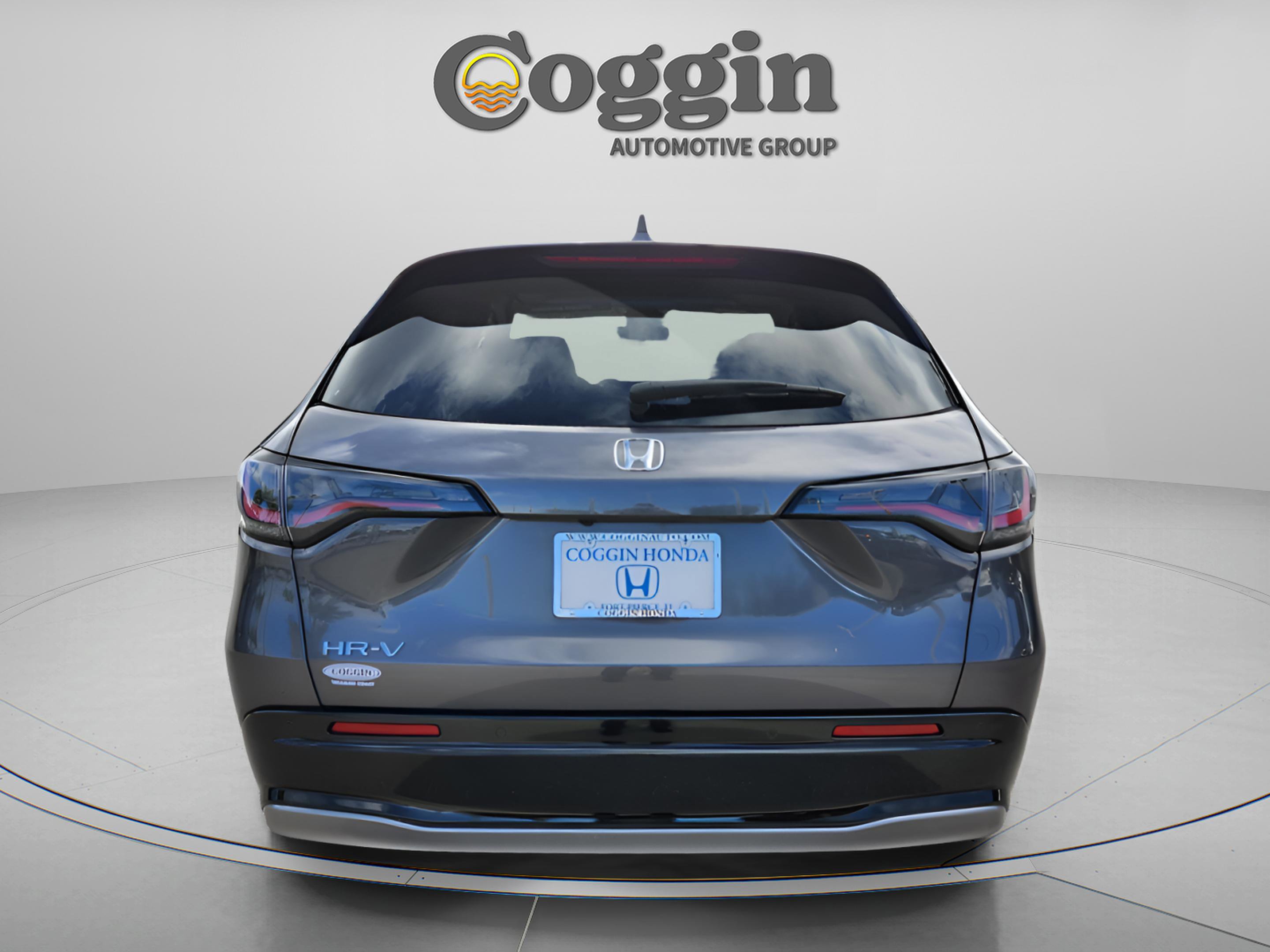Certified 2025 Honda HR-V EX-L image 4