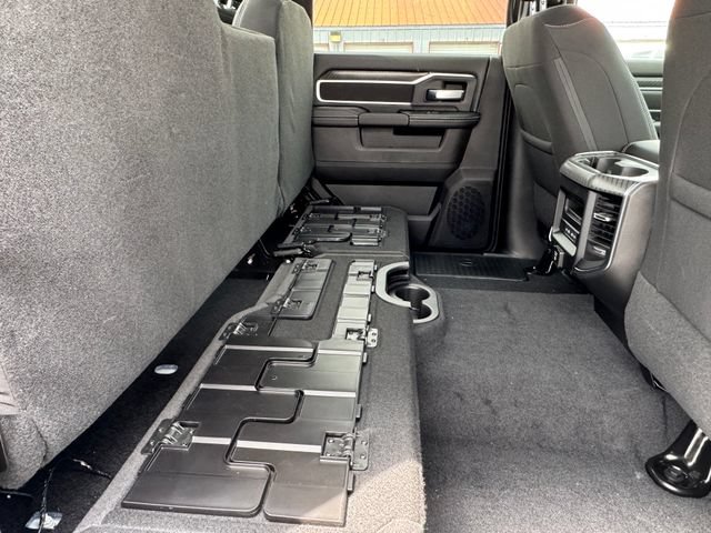 New 2026 RAM 2500 Big Horn AWD/4WD image 36