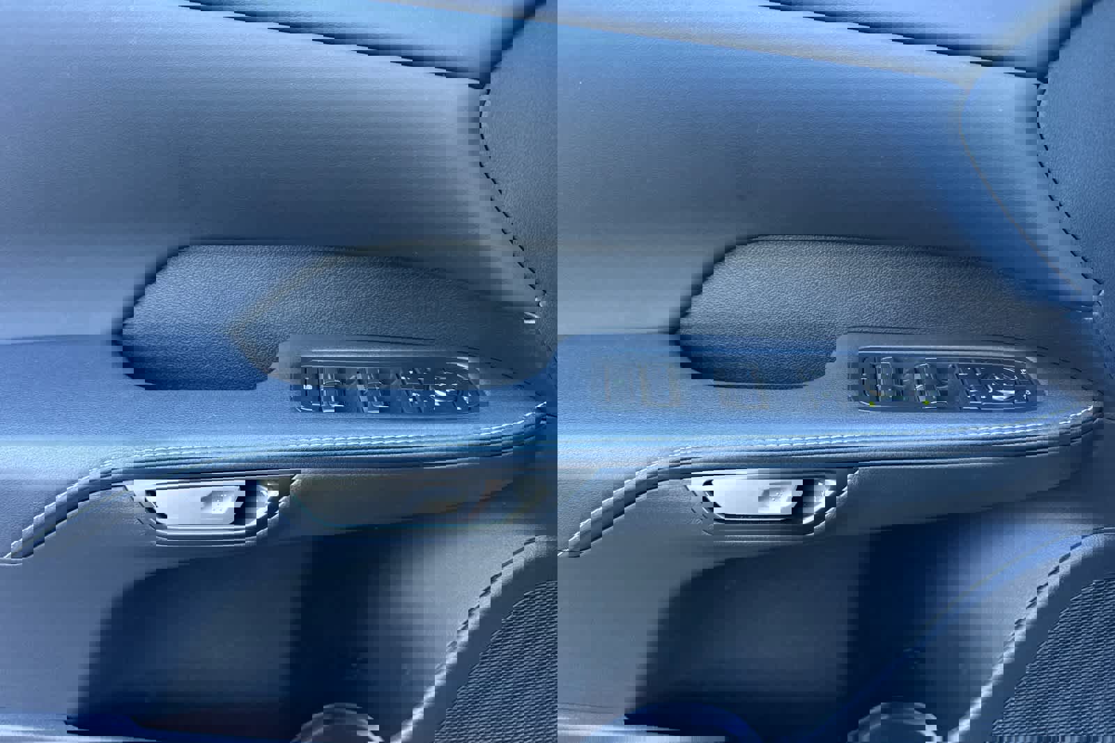 Used 2025 Lexus RX 350 Premium w/ Convenience Package image 12