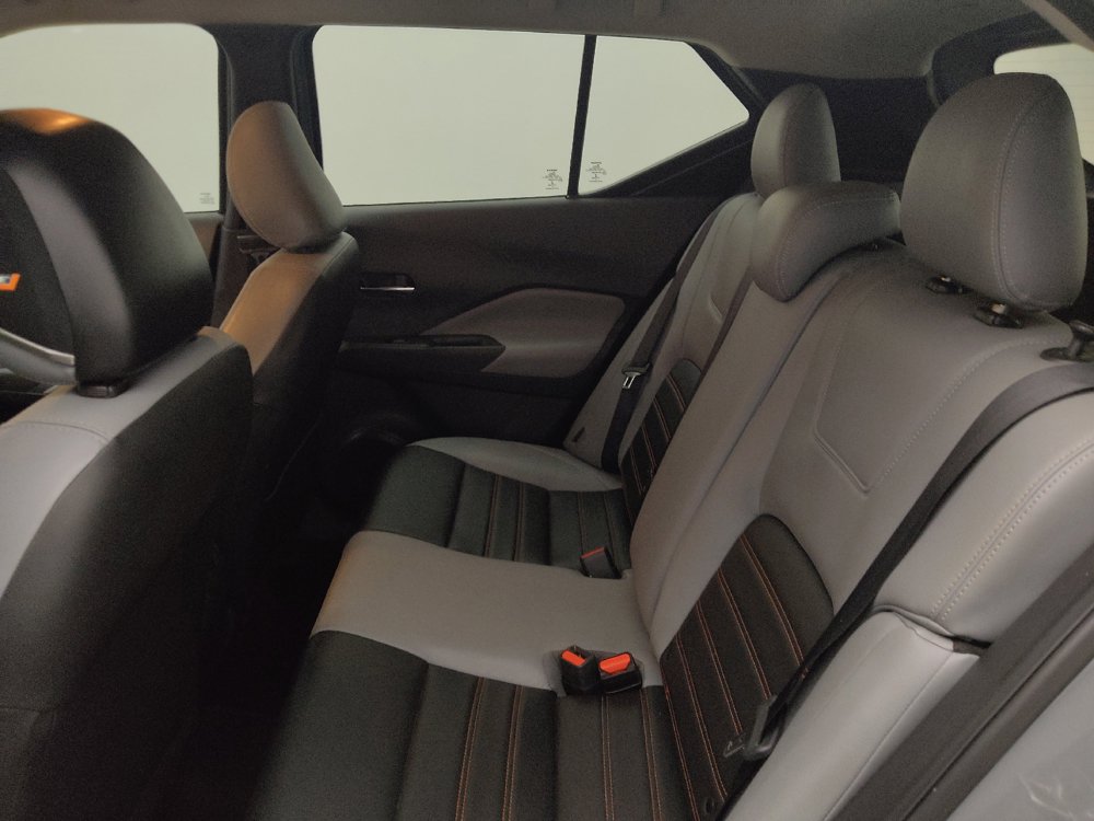 Used 2021 Nissan Kicks SR w/ SR Premium Package FWD image 18