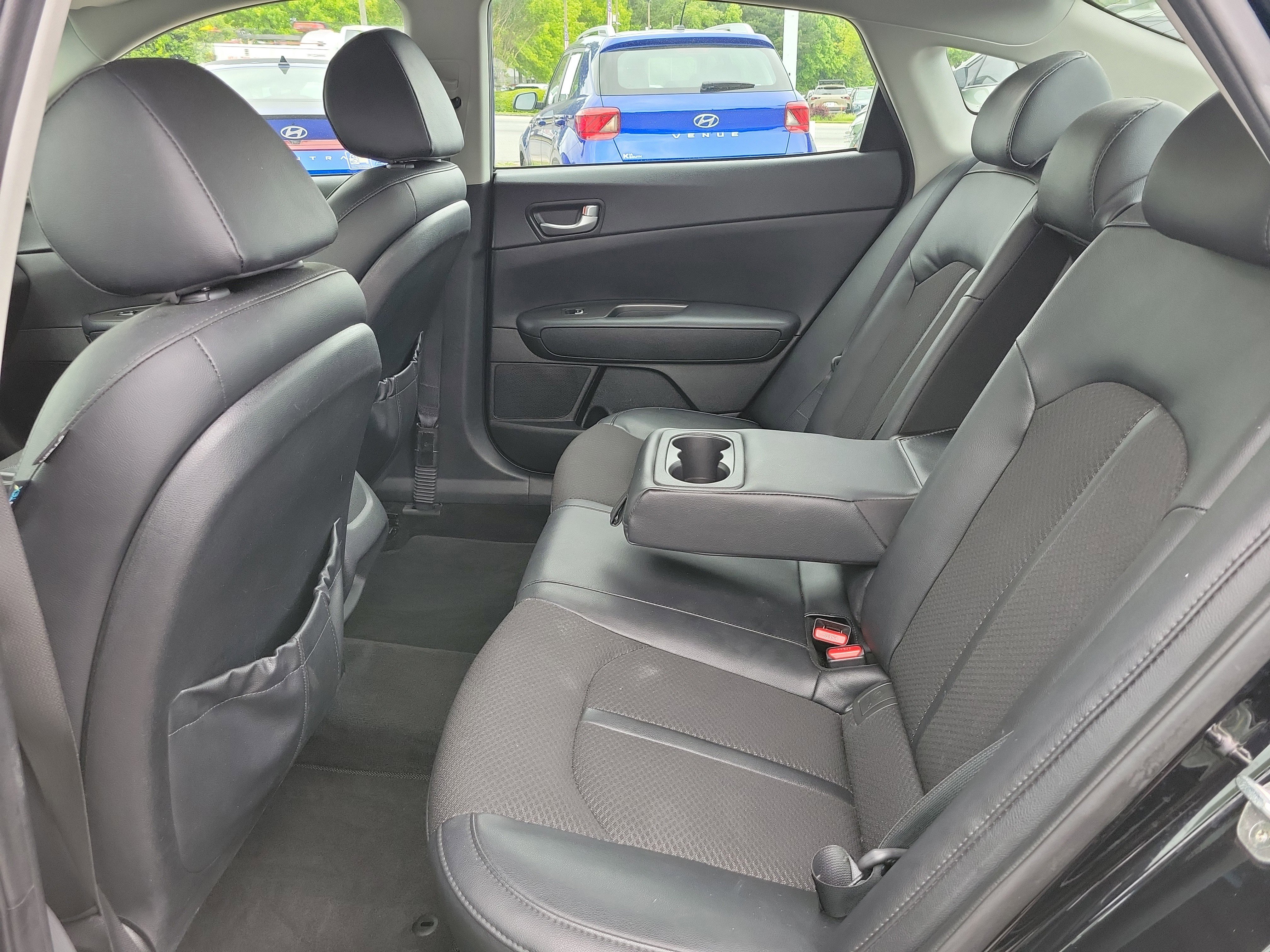 Used 2018 Kia Optima S FWD image 10