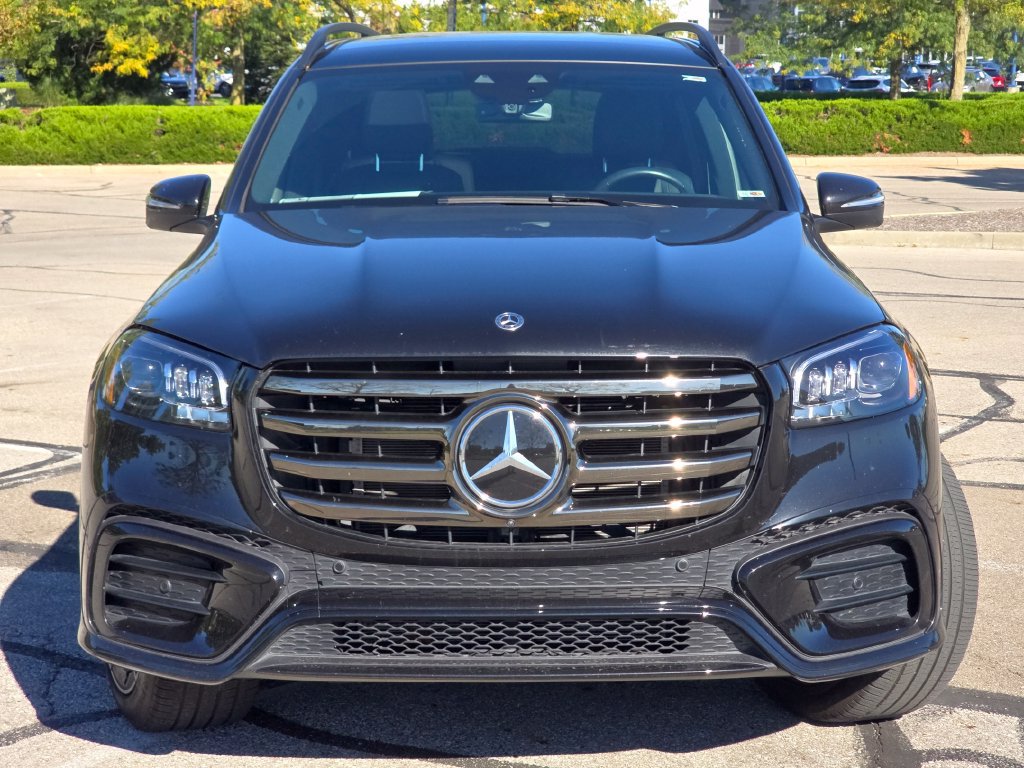 Used 2024 Mercedes-Benz GLS 450 4MATIC image 12