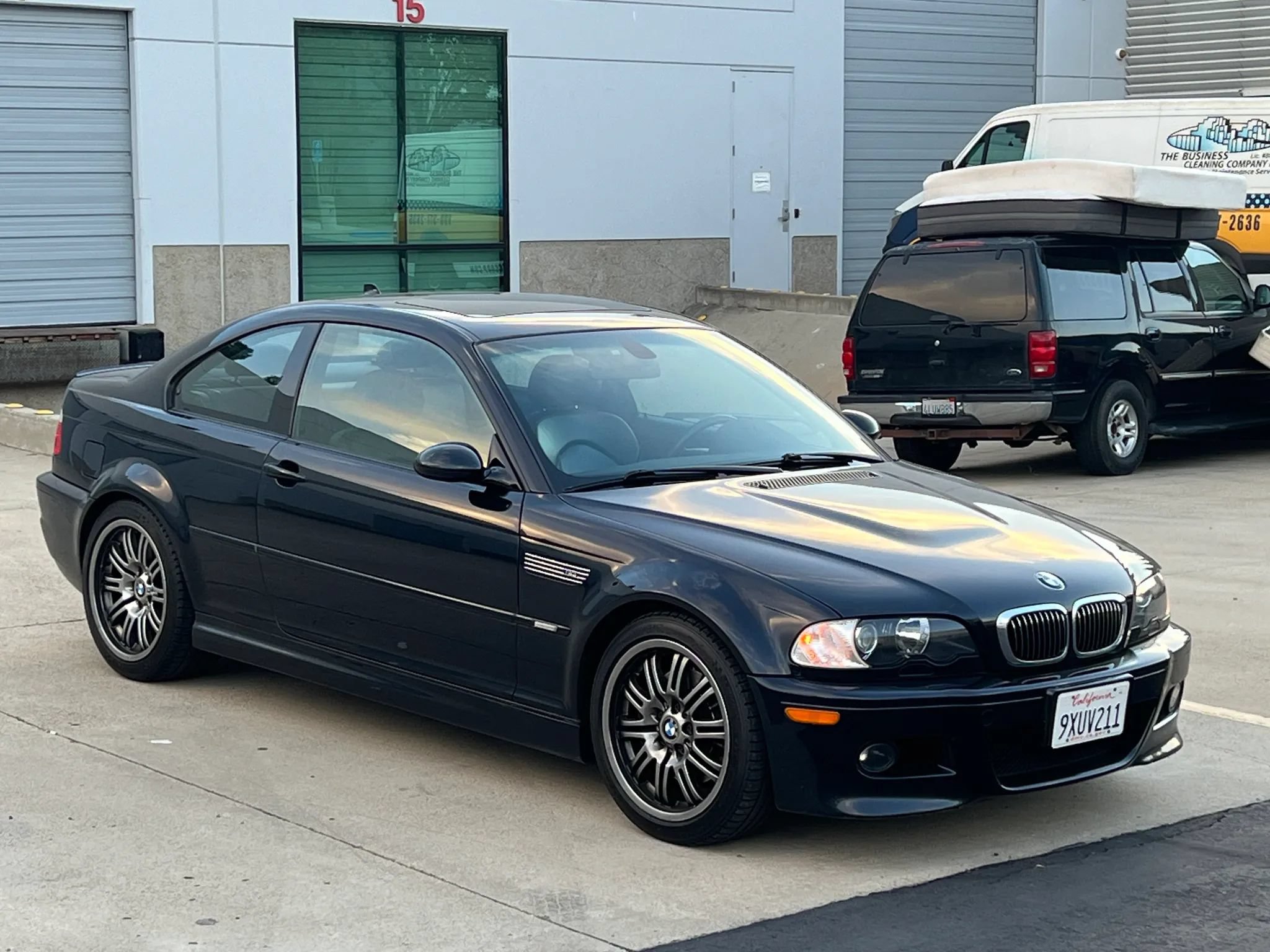 Used 2005 BMW M3 Sedan RWD image 2