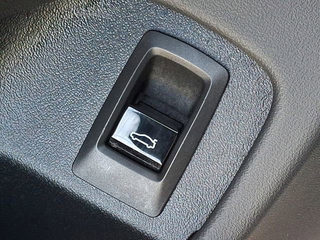 Used 2026 BMW 530i xDrive image 28
