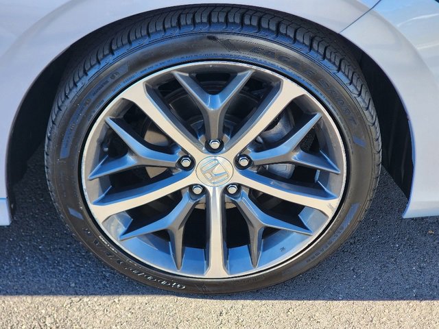 Used 2022 Honda Civic Touring image 9