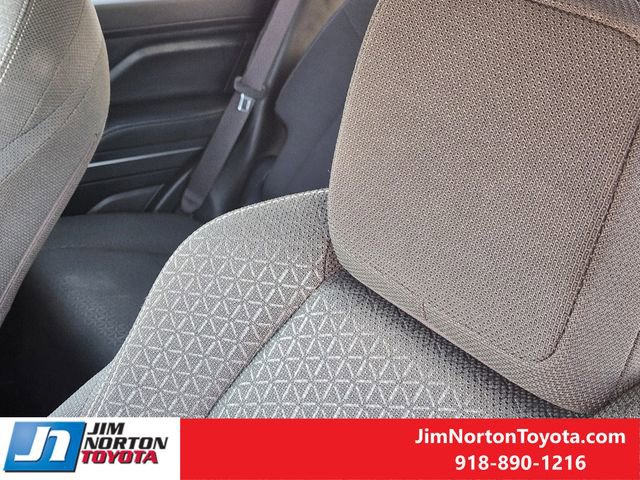 Used 2025 Toyota 4Runner SR5 AWD/4WD image 15