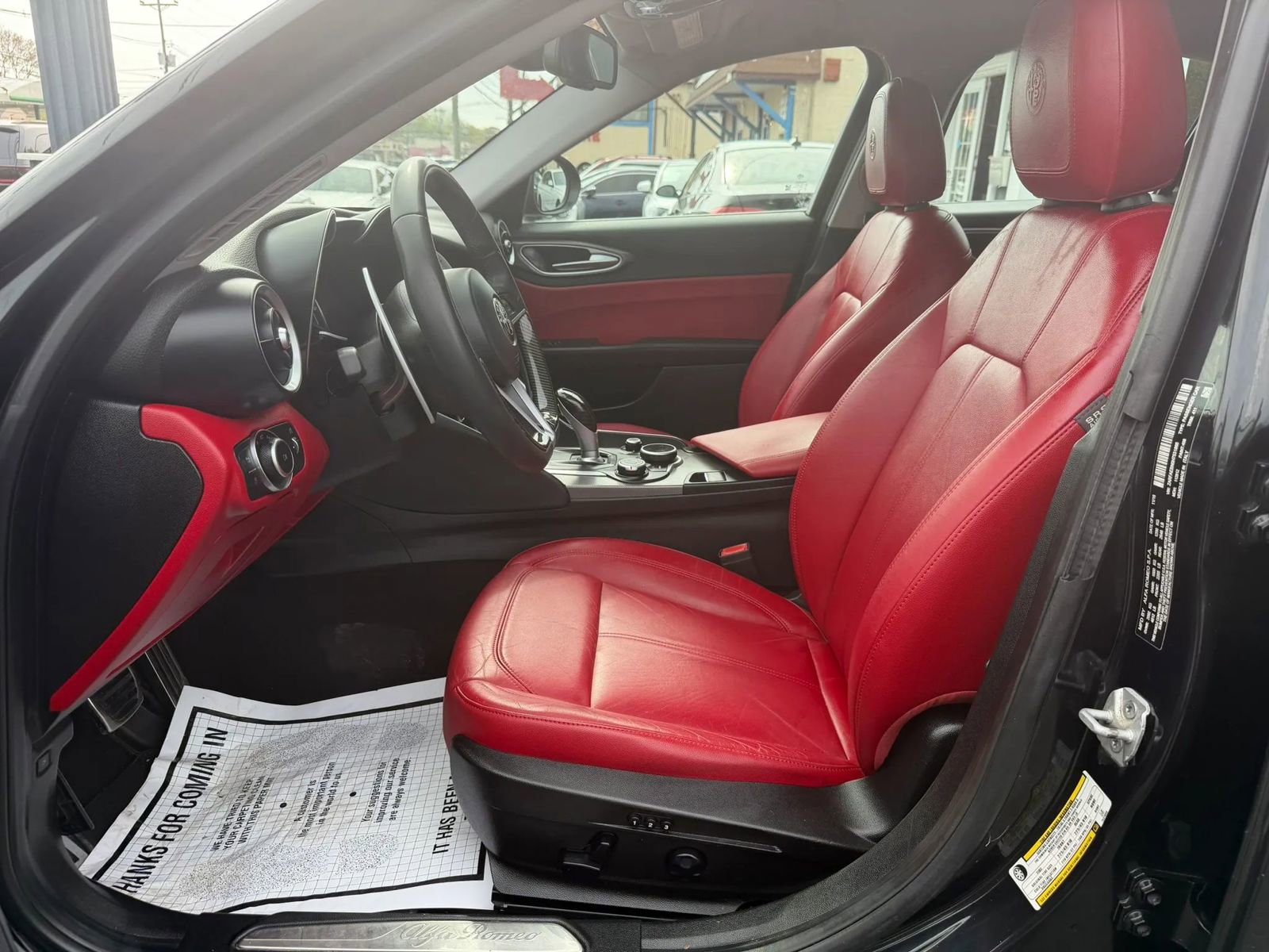 Used 2017 Alfa Romeo Giulia w/ Sport Appearance Package image 9