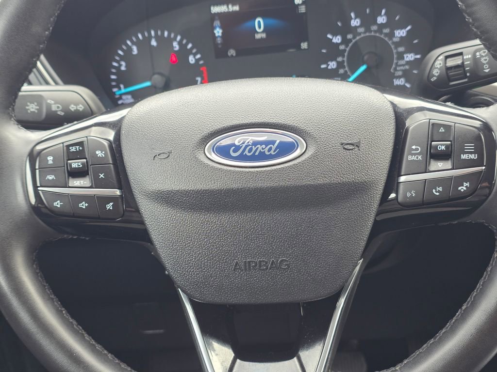 Used 2022 Ford Escape SE w/ SE Sport Appearance Package image 17
