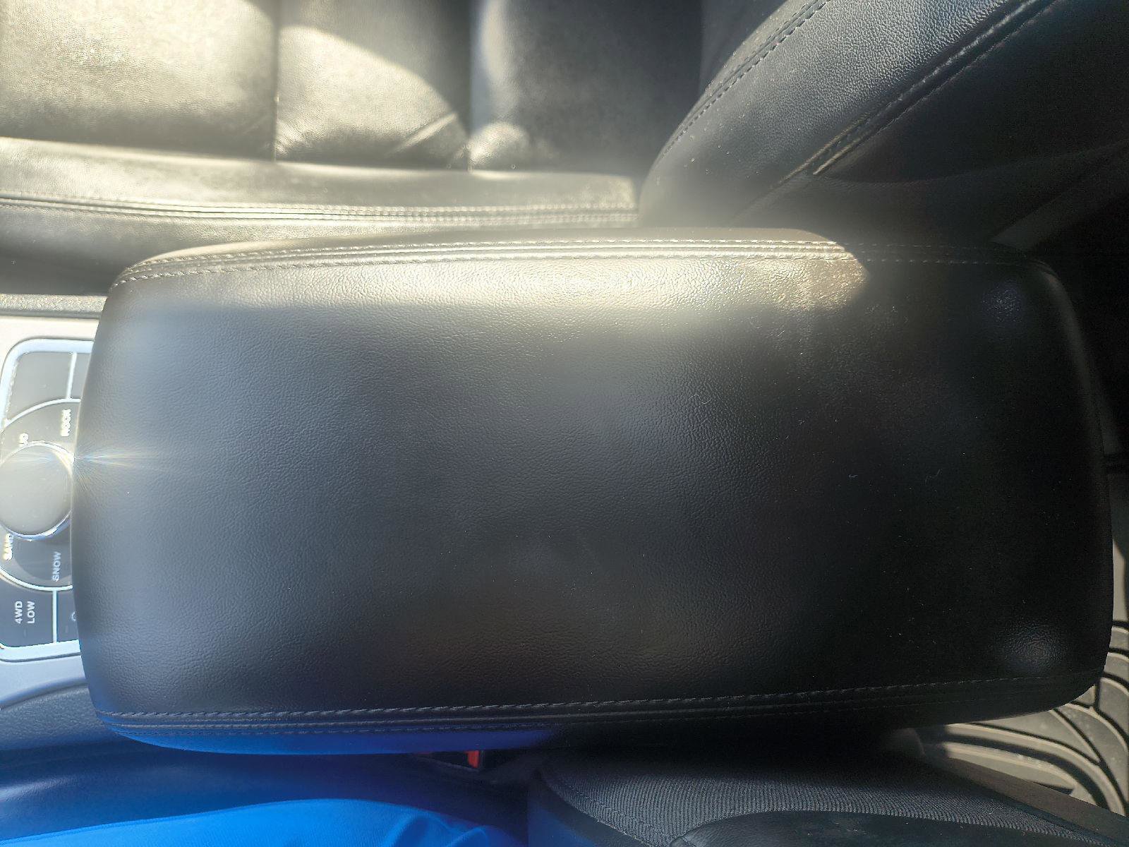 Used 2021 Jeep Grand Cherokee Limited AWD/4WD image 22