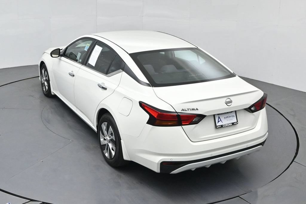 Used 2023 Nissan Altima 2.5 S FWD image 46