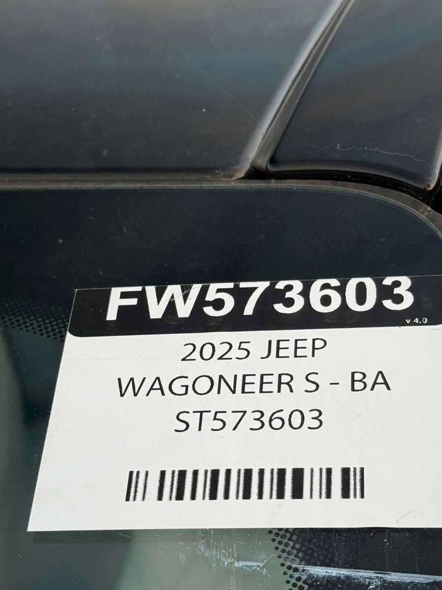 New 2025 Jeep Wagoneer S Limited image 36