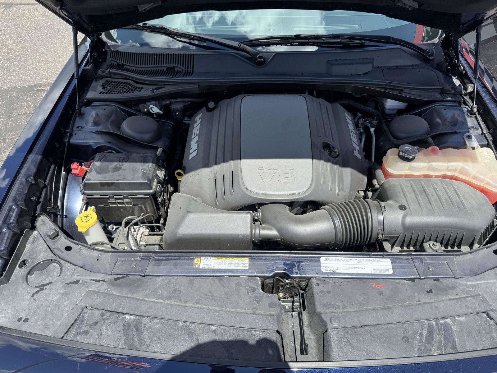 Used 2012 Dodge Challenger R/T RWD image 11