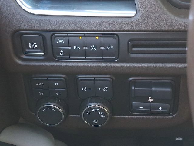 Certified 2021 Chevrolet Tahoe LT w/ LT Signature Package image 25