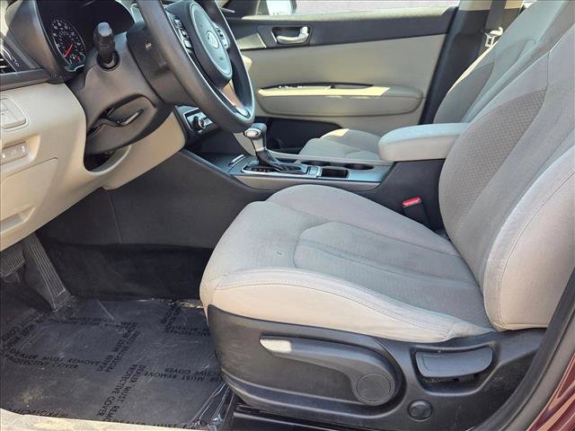 Used 2018 Kia Optima LX image 15