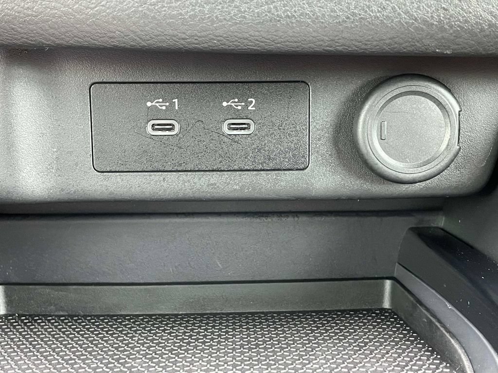 Used 2026 Nissan Rogue SV FWD image 29