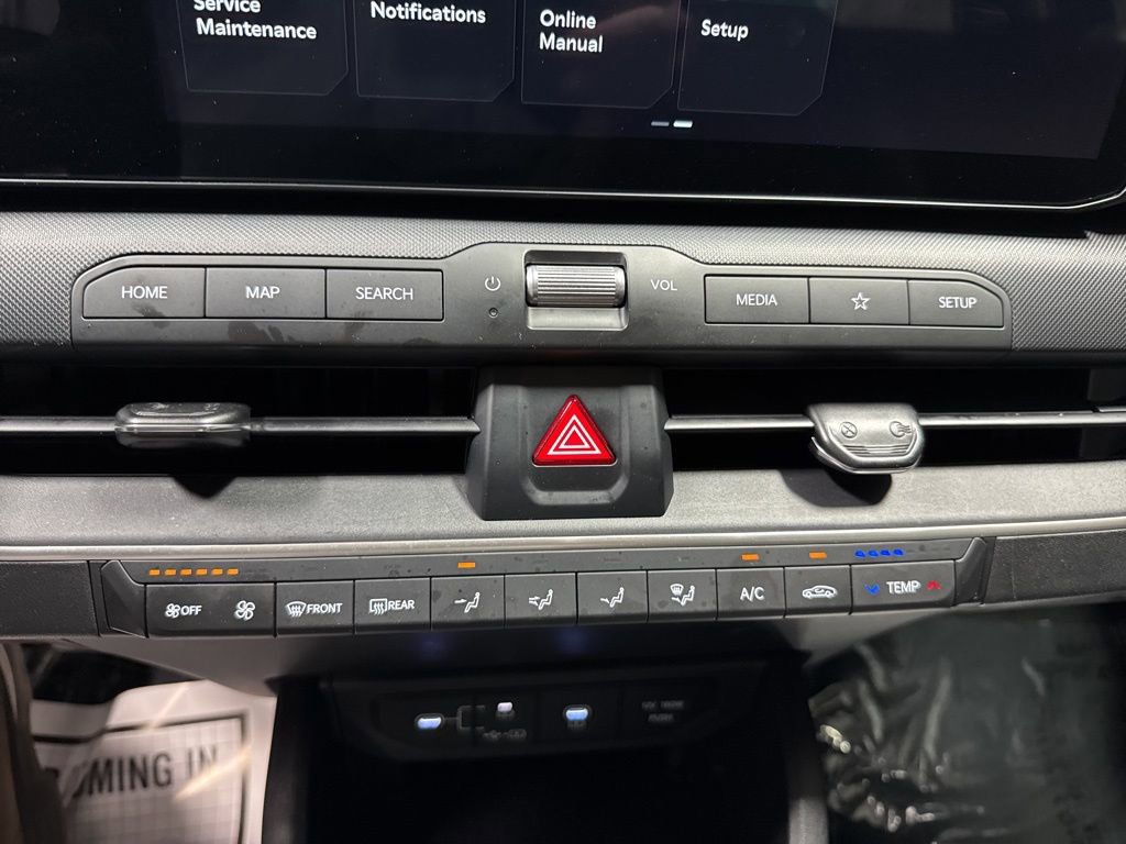 Used 2025 Kia K4 LXS image 27