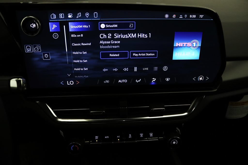 Certified 2026 Chevrolet Equinox EV LT FWD image 26