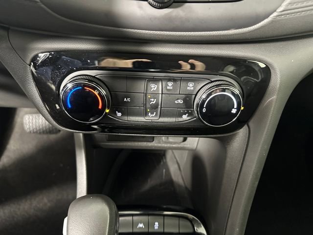 Used 2022 Buick Encore GX Preferred w/ Cold Weather Comfort Package image 24