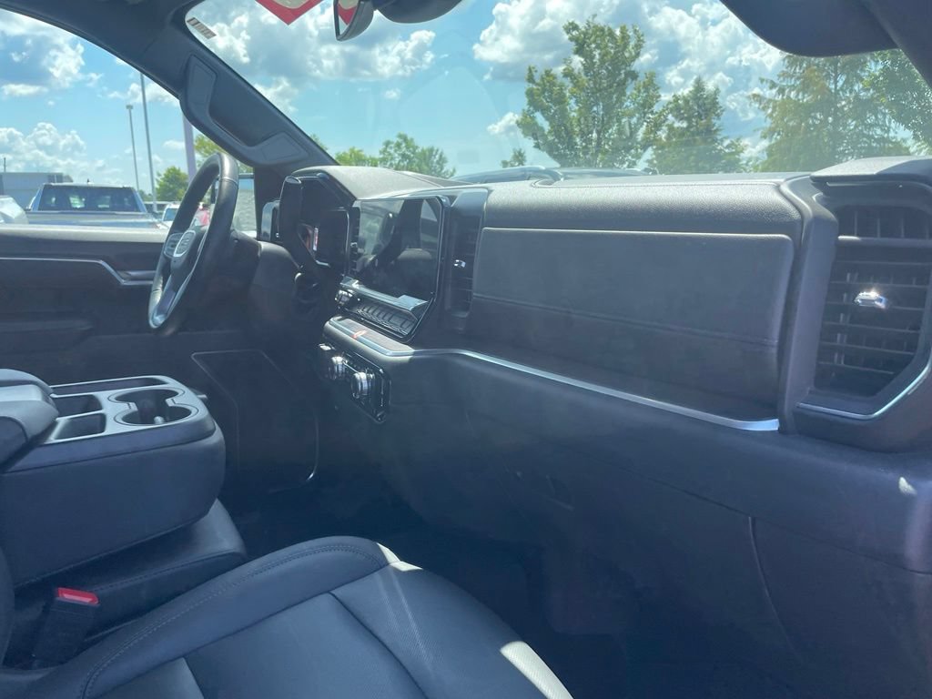 Used 2026 GMC Sierra 1500 SLT AWD/4WD image 31