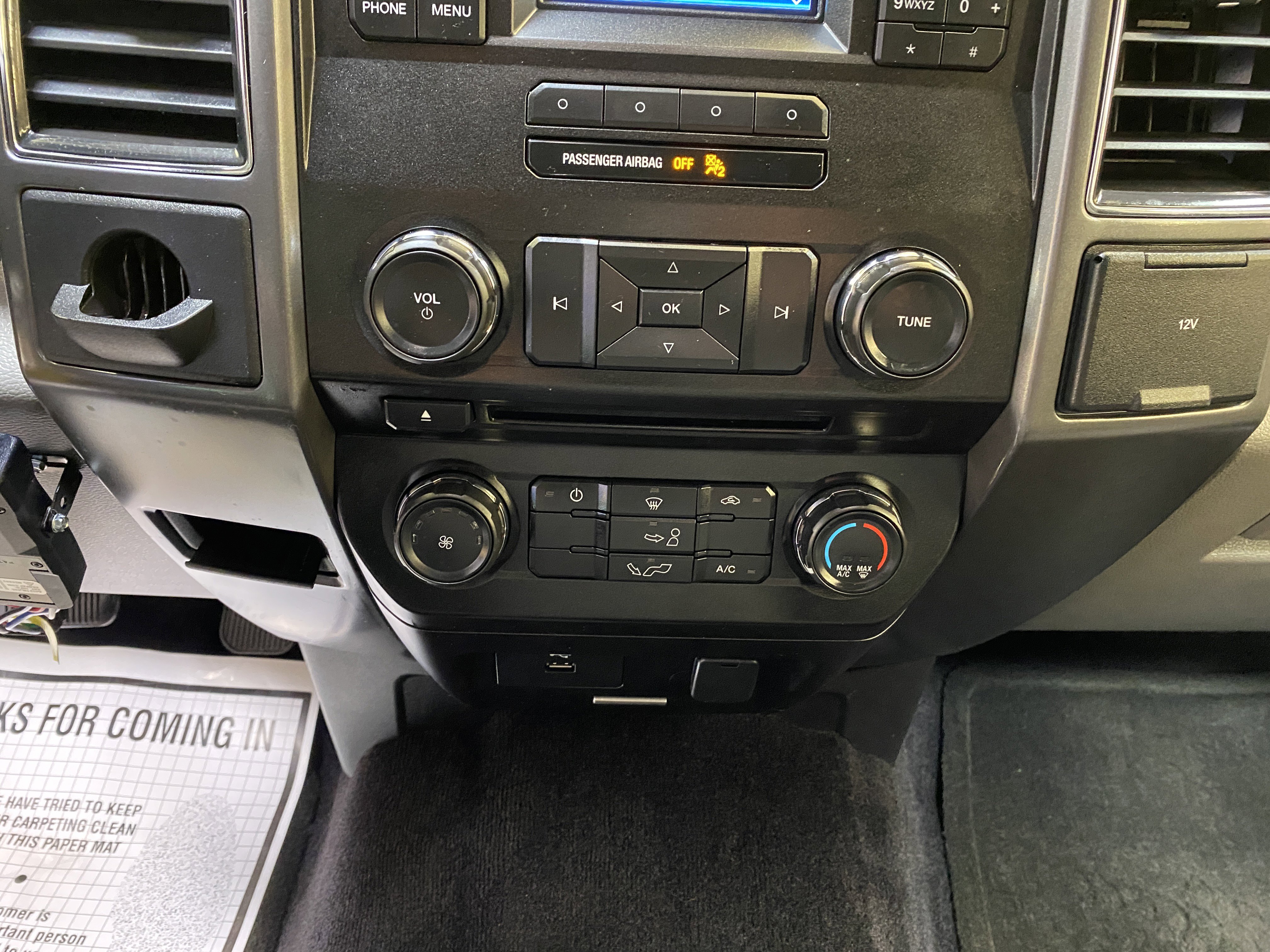 Used 2017 Ford F150 XLT image 39