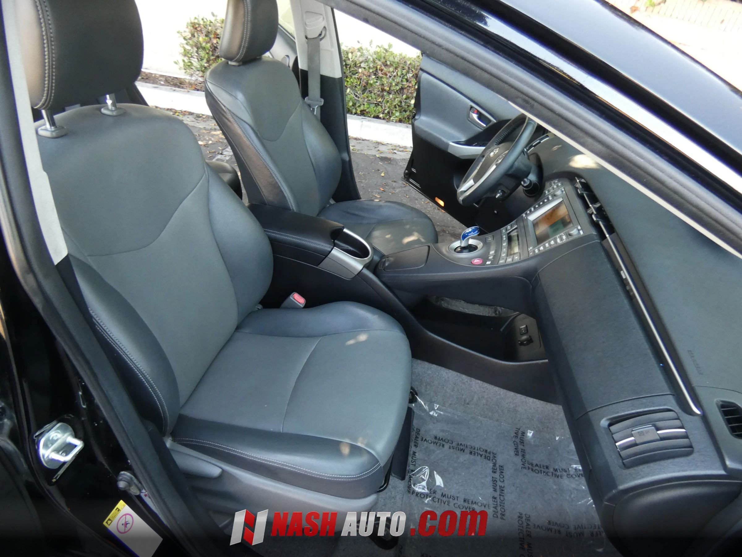 Used 2014 Toyota Prius Four w/ Solar Roof Package FWD image 29