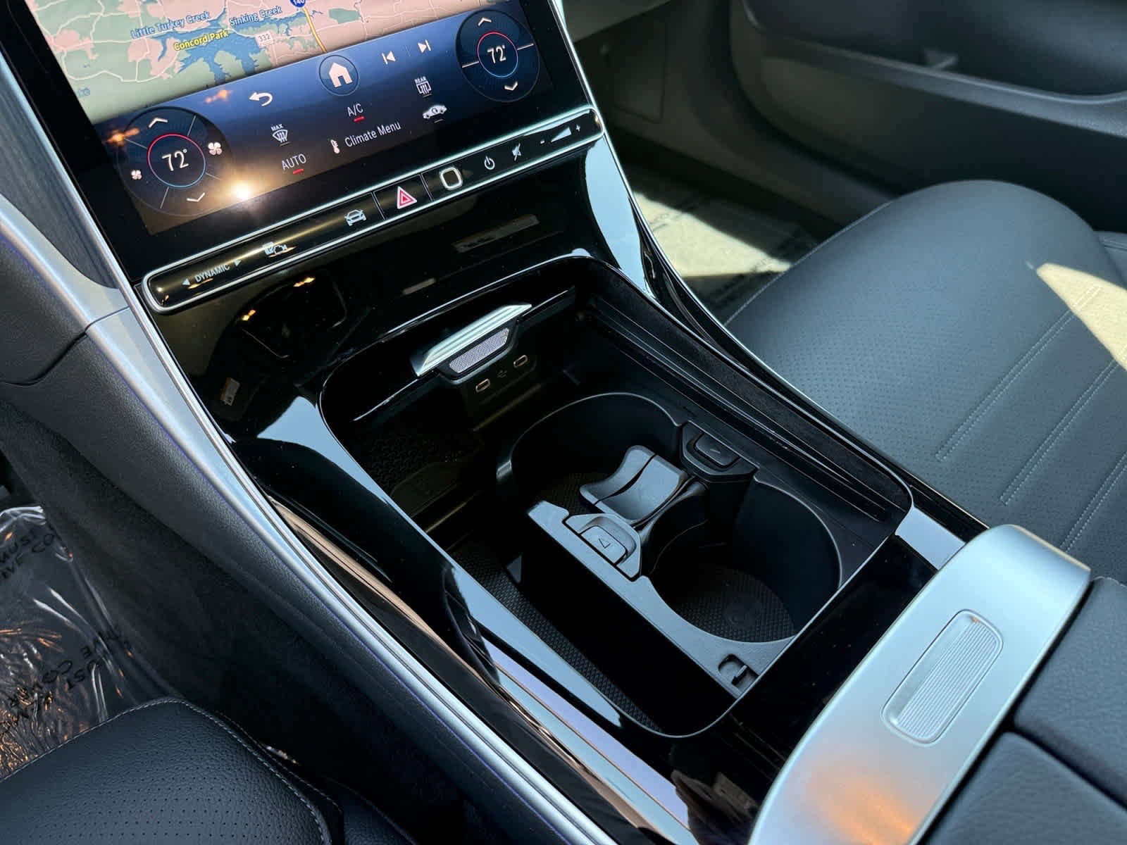 Certified 2026 Mercedes-Benz C 300 4MATIC Sedan image 20