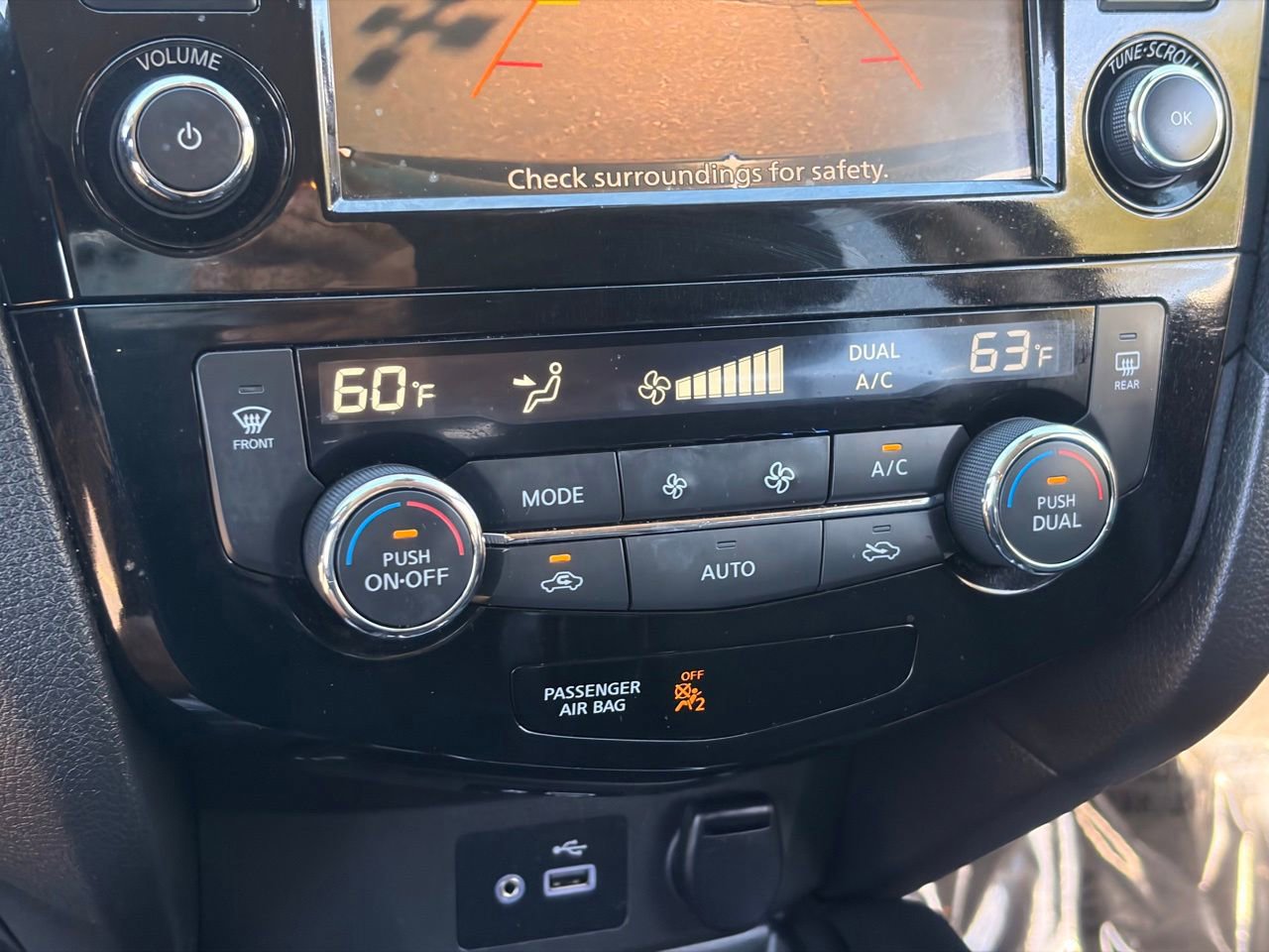 Certified 2020 Nissan Rogue SV FWD image 24