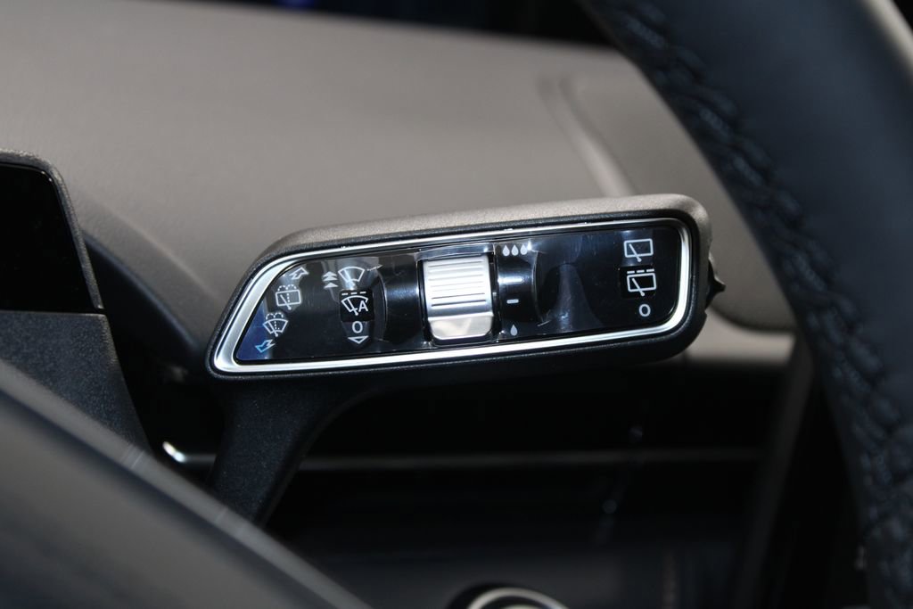 New 2026 Lincoln Nautilus Premier image 40