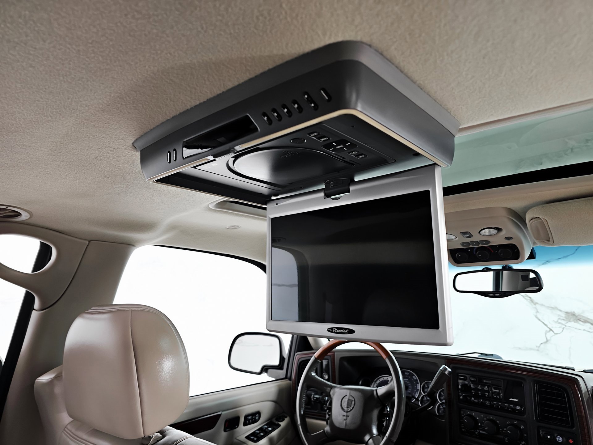 Used 2002 Cadillac Escalade AWD image 17