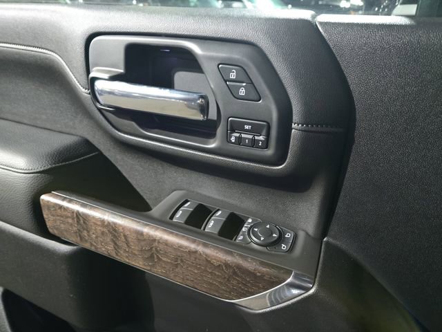 Used 2021 GMC Sierra 2500 Denali w/ Denali Black Diamond Edition image 24