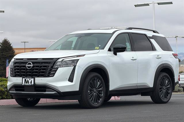 New 2026 Nissan Pathfinder SL w/ SL Premium Package (P04) AWD/4WD image 8