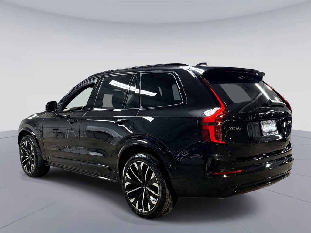 Used 2026 Volvo XC90 T8 Ultra w/ Protection Package AWD/4WD image 12