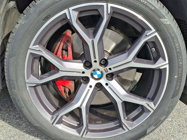Certified 2022 BMW X5 xDrive40i w/ M Sport Package image 8