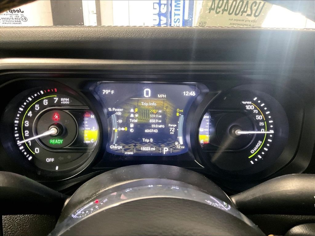 Used 2024 Jeep Wrangler Unlimited Sahara AWD/4WD image 24