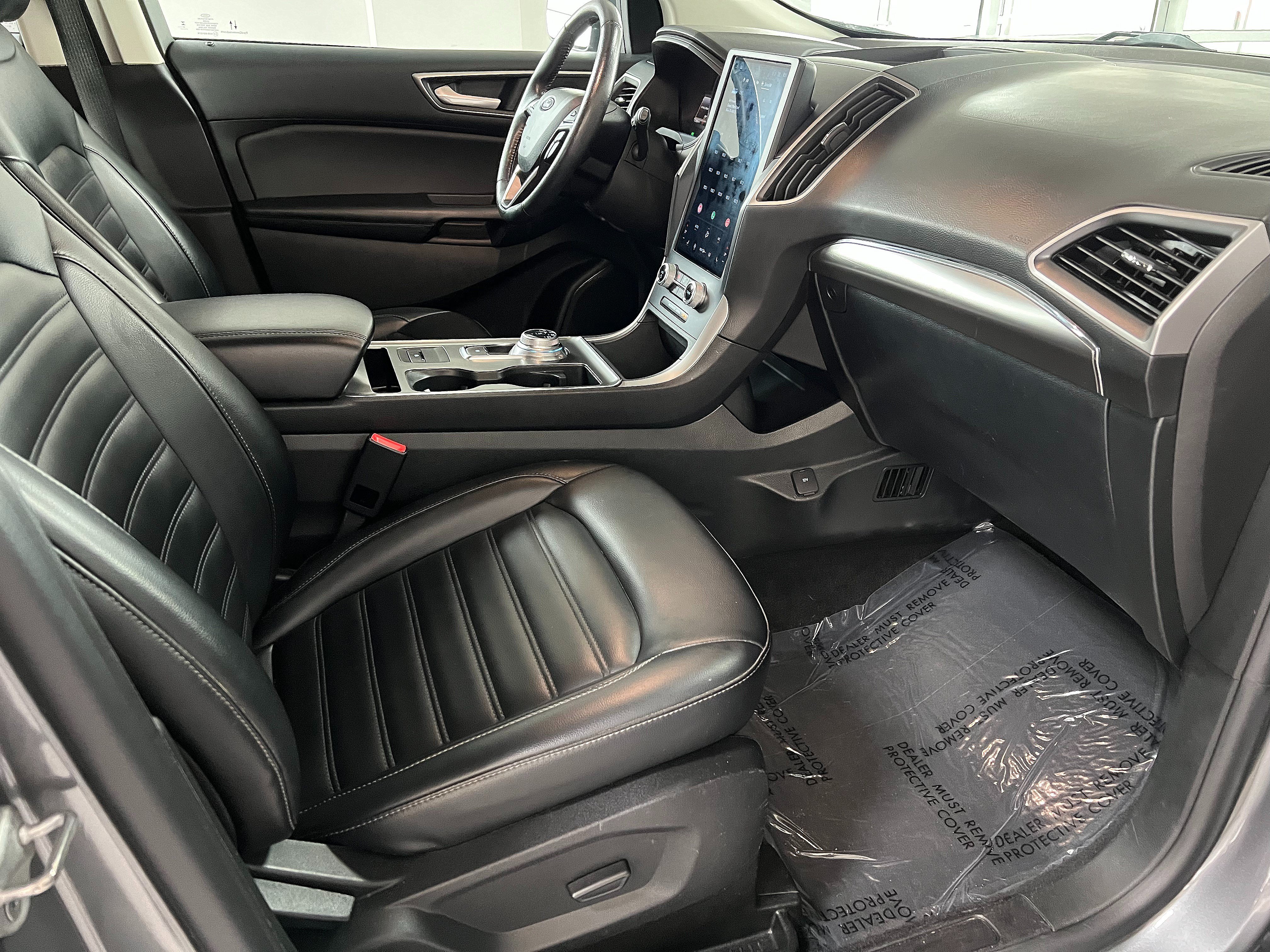 Used 2022 Ford Edge SEL AWD/4WD image 25