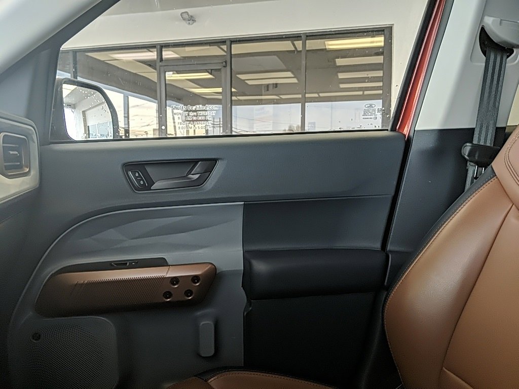 Used 2022 Ford Maverick Lariat w/ Lariat Luxury Package image 27