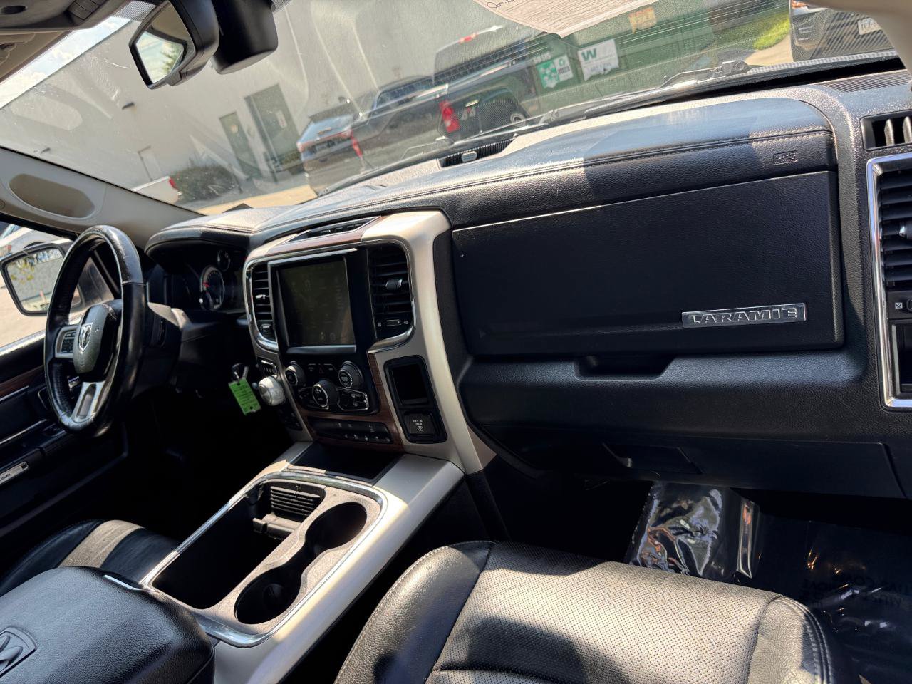 Used 2016 RAM 1500 Laramie AWD/4WD image 18