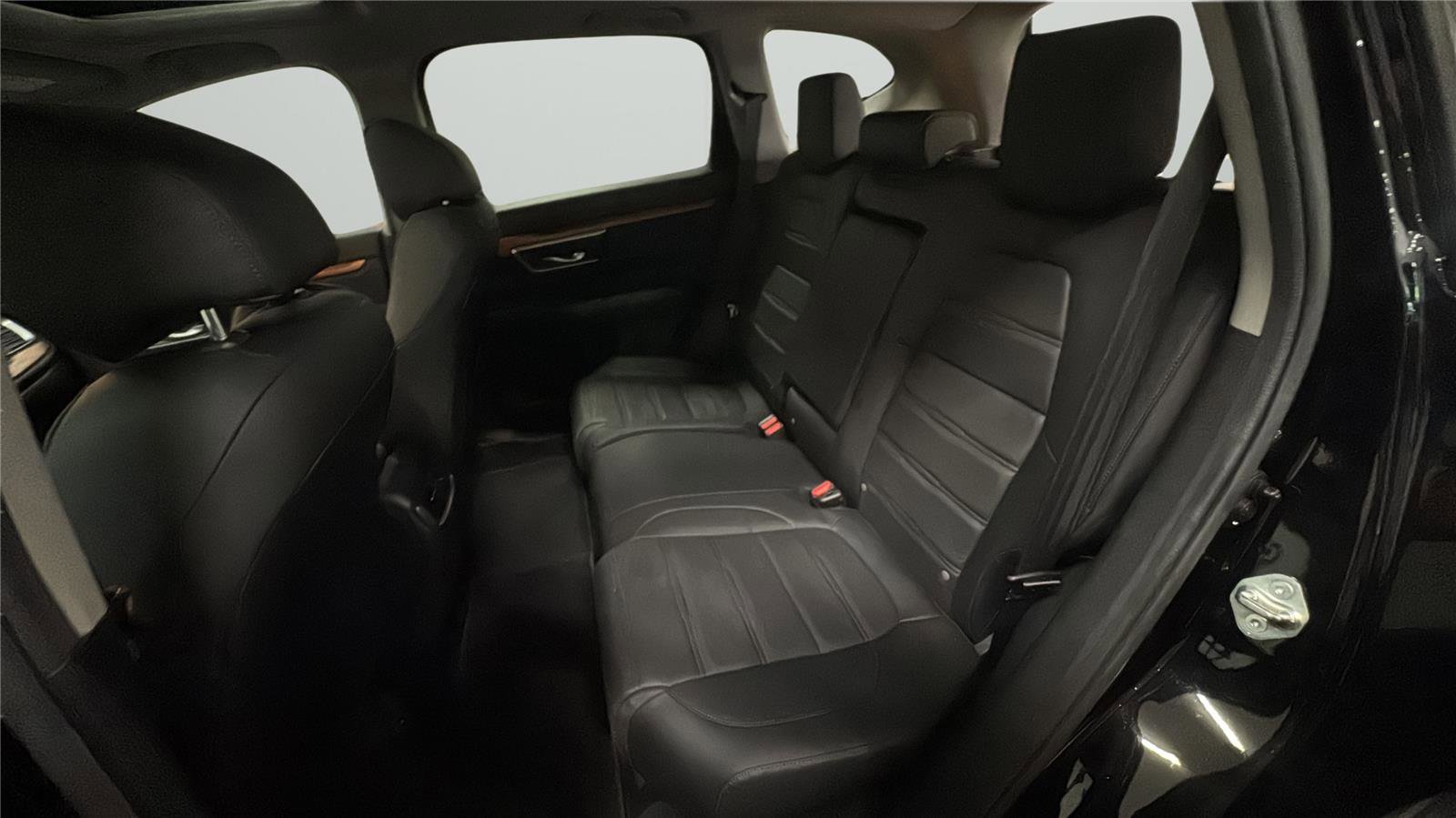 Used 2022 Honda CR-V Touring image 11