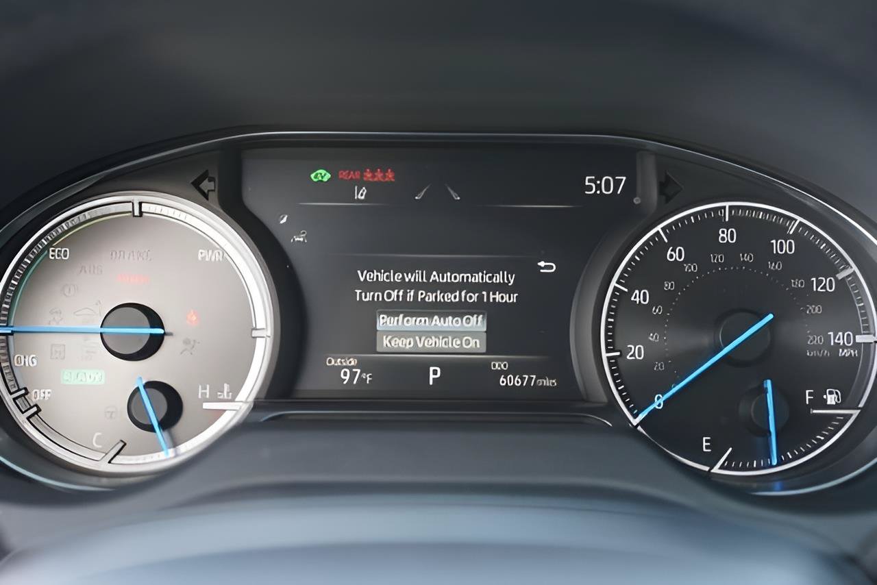Used 2023 Toyota Venza XLE AWD/4WD image 24