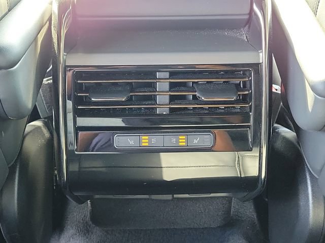 Used 2025 Land Rover Range Rover Sport SE AWD/4WD image 12