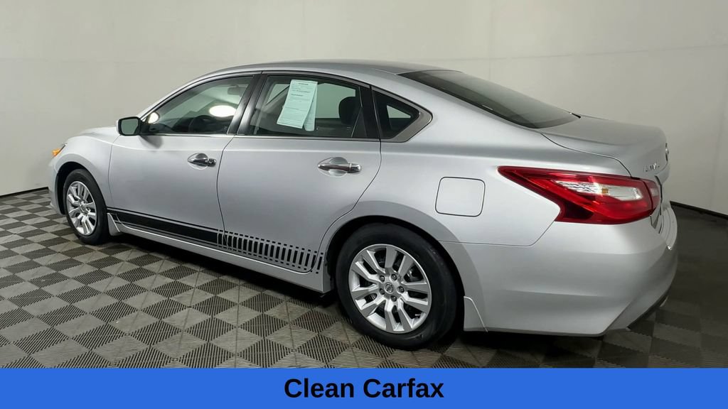 Used 2016 Nissan Altima 2.5 S w/ Power Driver Seat Package FWD image 9