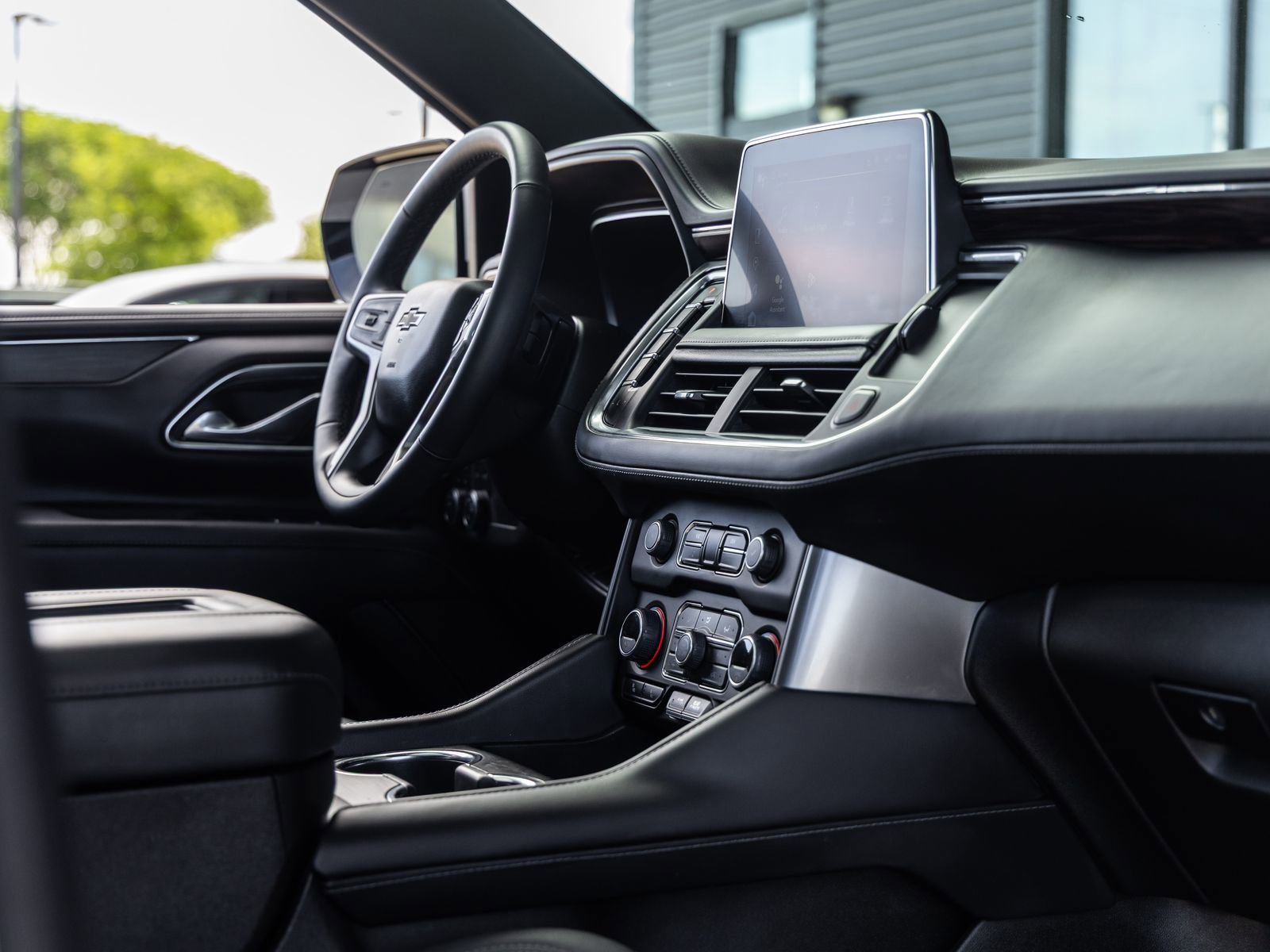 Used 2023 Chevrolet Tahoe Z71 w/ Luxury Package image 45