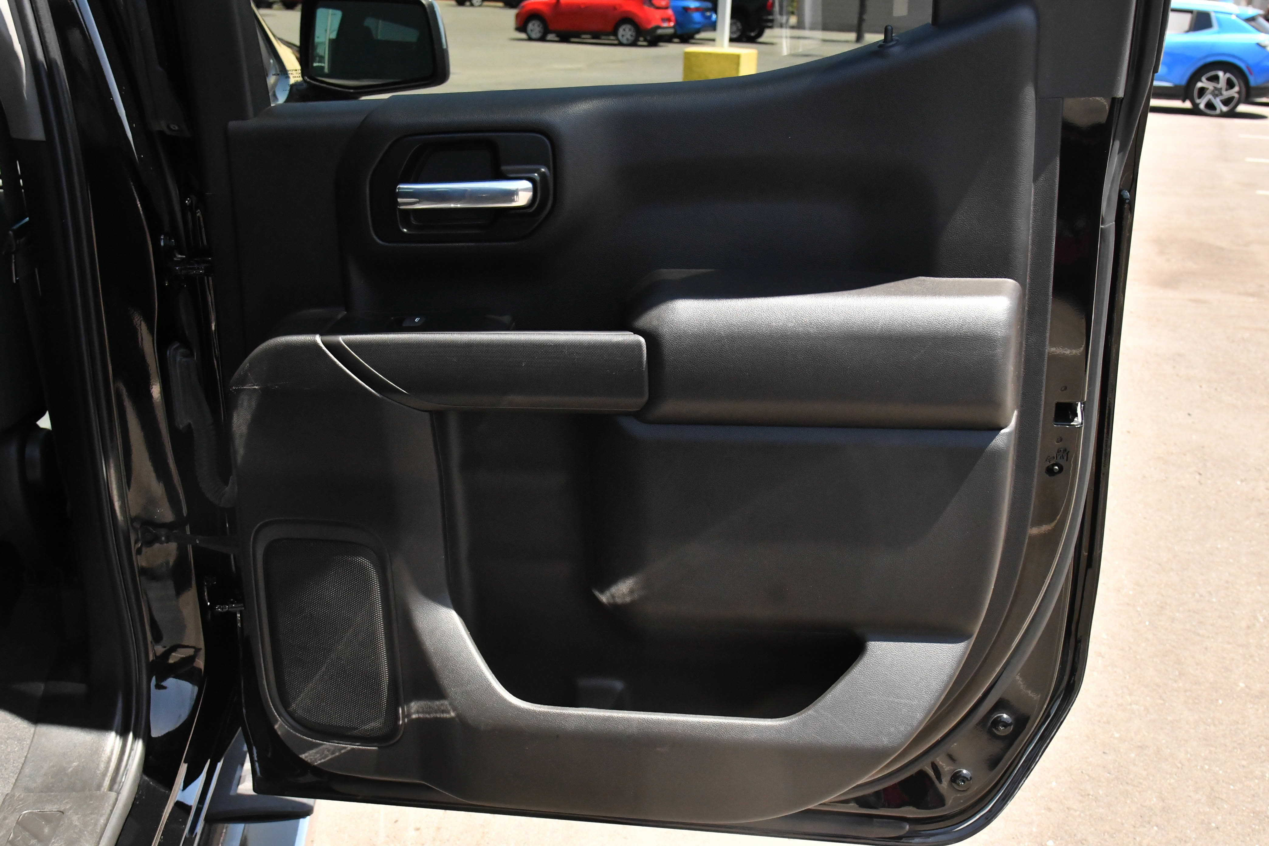 Used 2022 Chevrolet Silverado 1500 LT RWD image 40