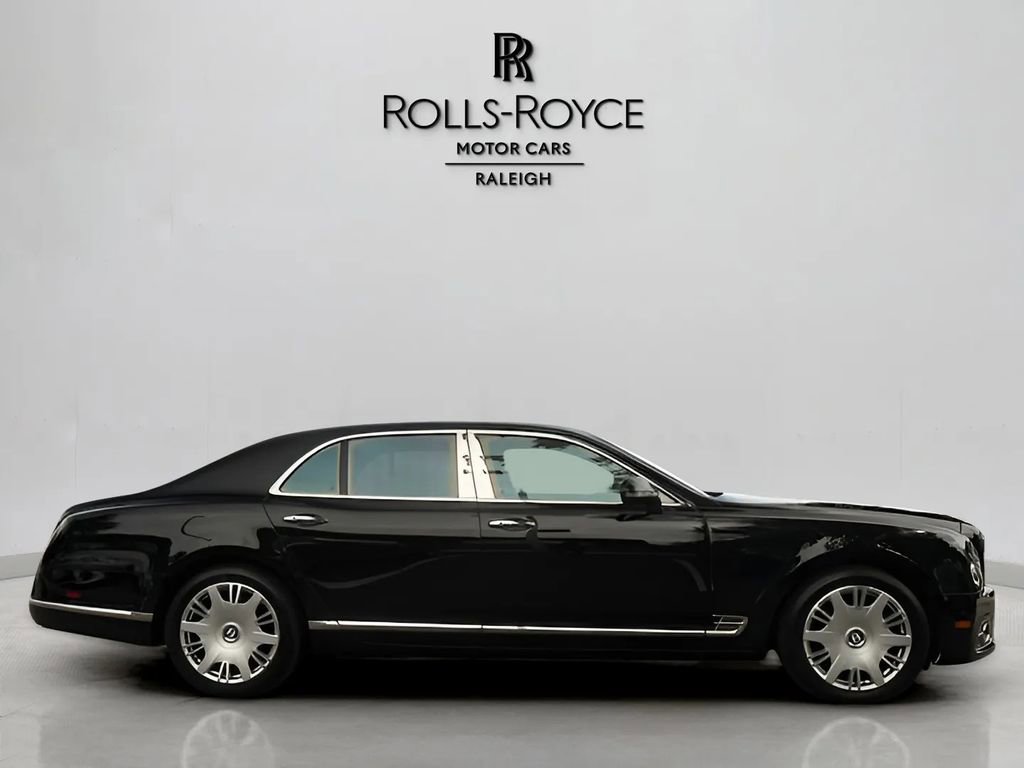 Used 2017 Bentley Mulsanne image 7