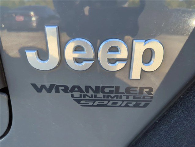 Used 2018 Jeep Wrangler Unlimited Sport S AWD/4WD image 21
